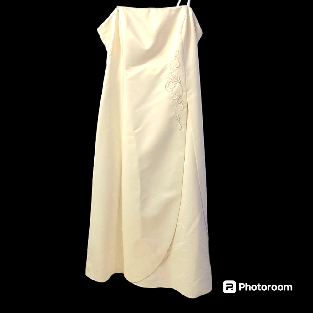 Bridal Gown Women's Size 16 Ivory Strapless Satin EUC